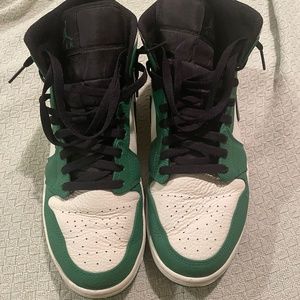 Nike Air Jordan One Pine and Black Size 12 ones